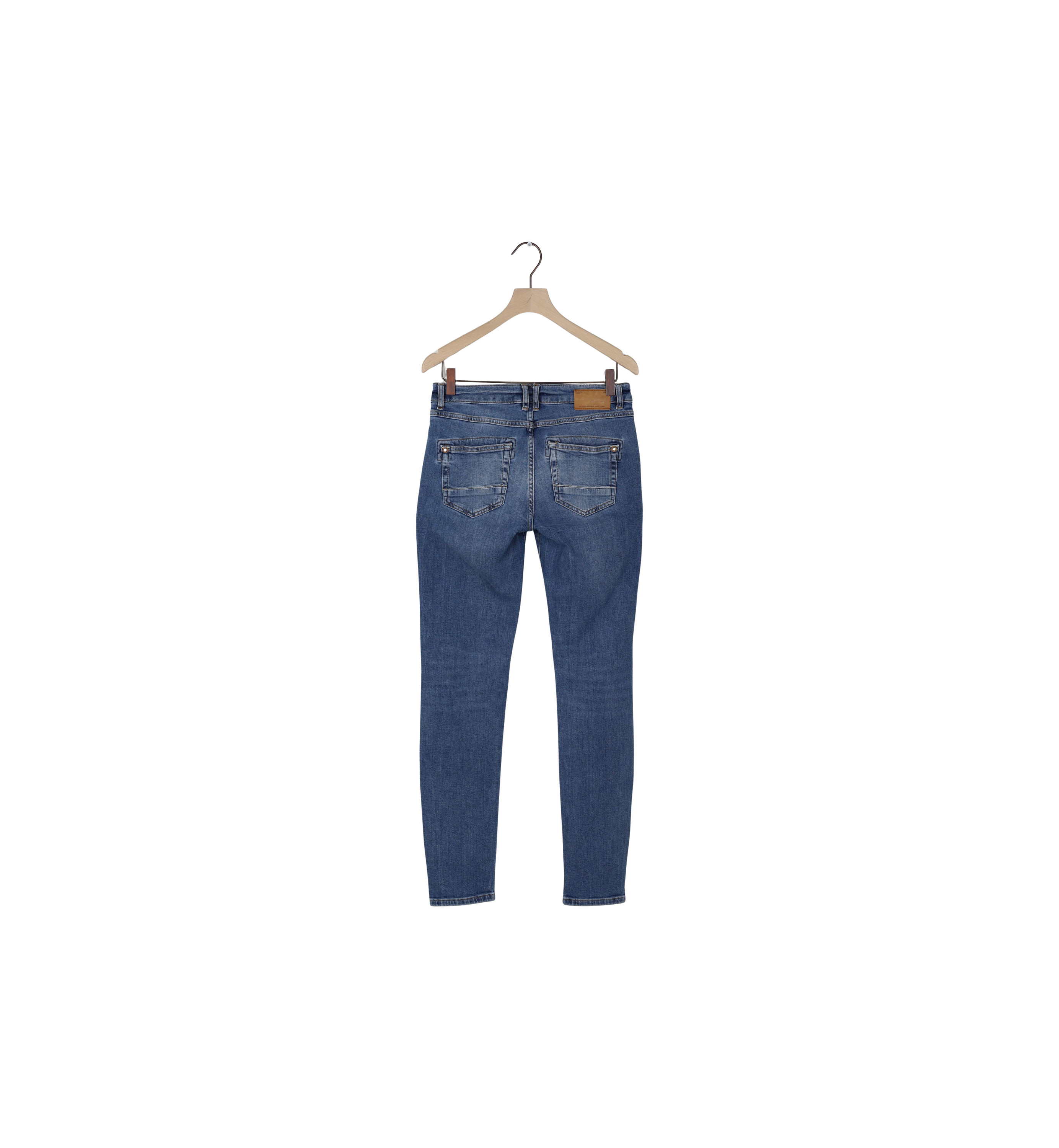 Packshot / Blue / ReLoved